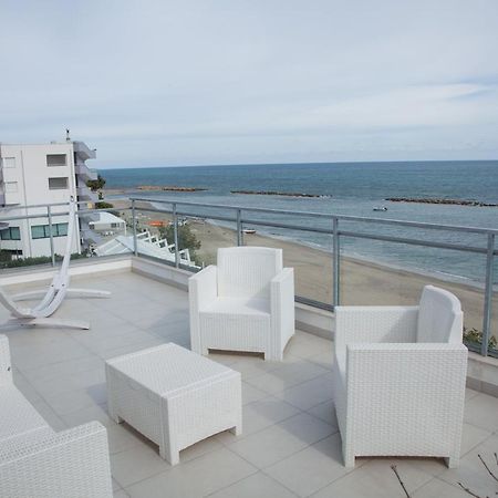 Hotel Dolce Stella ตอร์เร เมลิสซา ภายนอก รูปภาพ