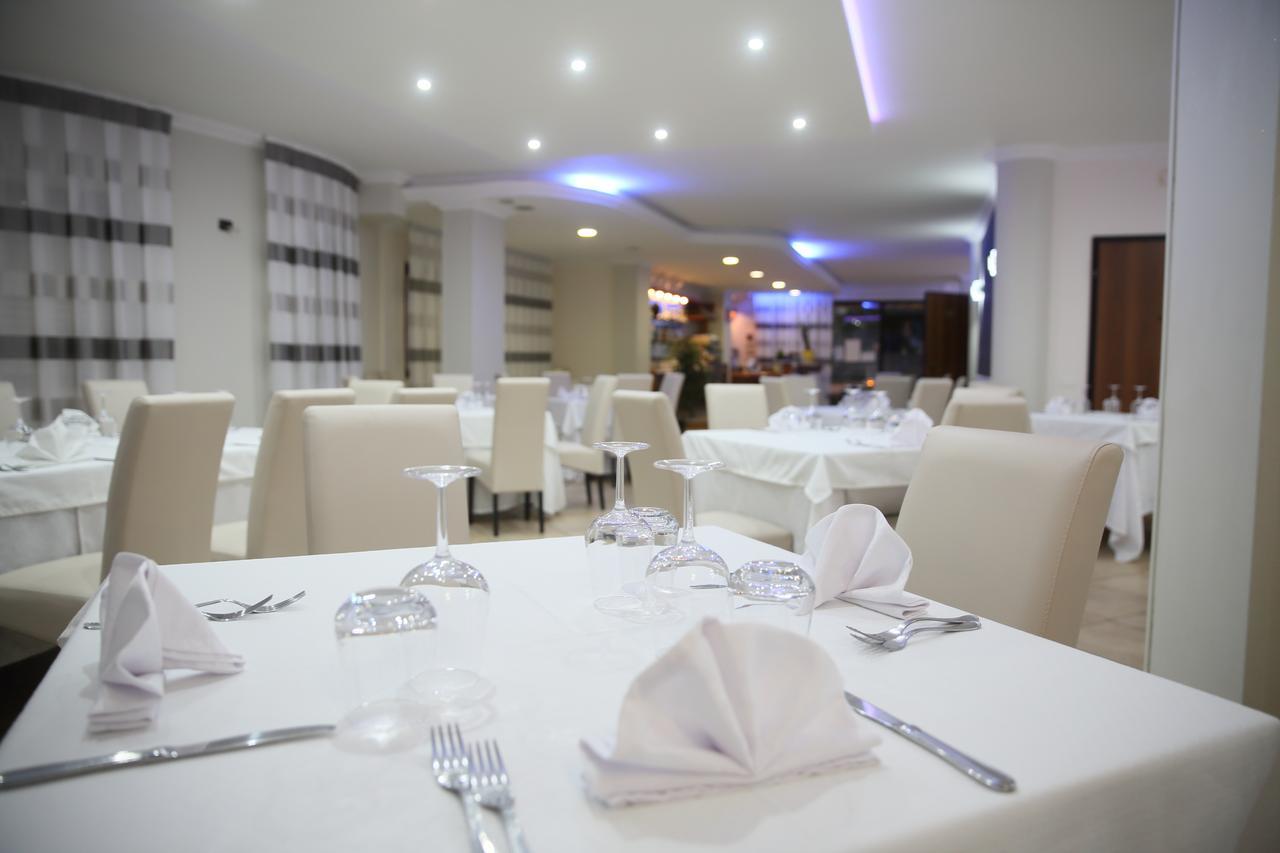 Hotel Dolce Stella ตอร์เร เมลิสซา ภายนอก รูปภาพ